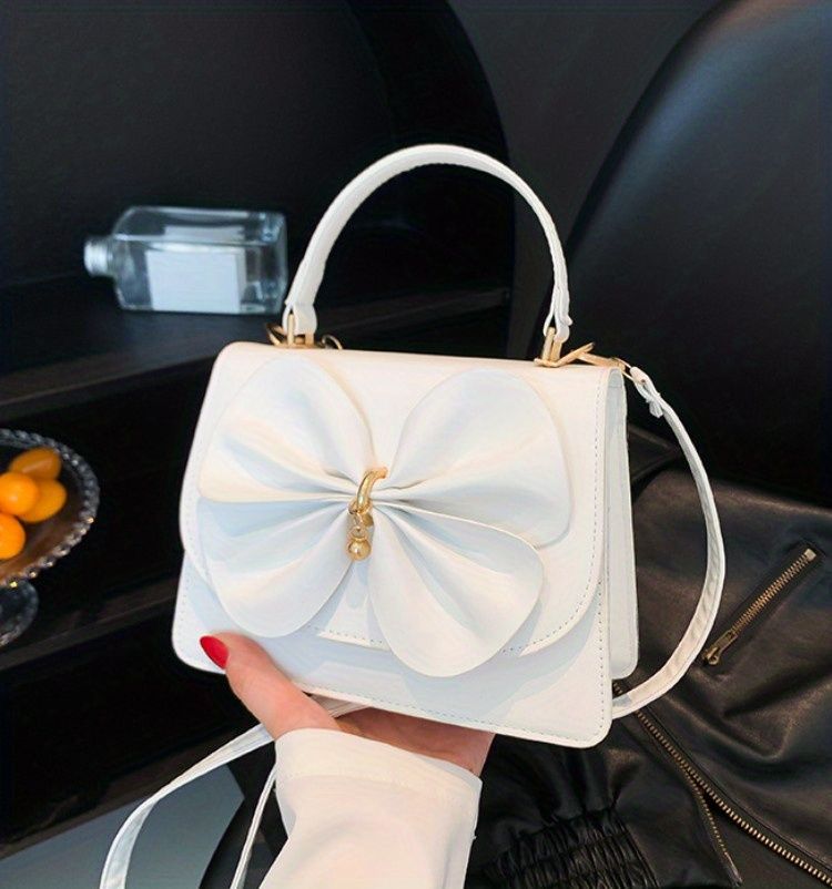 Elegant Butterfly Print Crescent Hobo Bag –