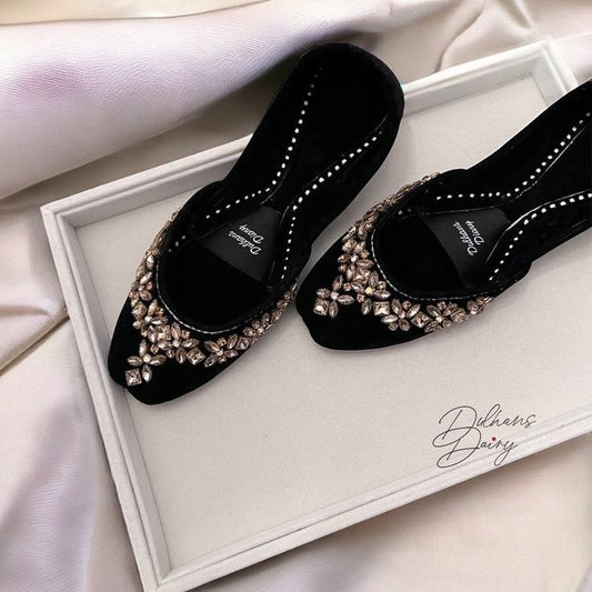 black khussa for woman's and girls new trand